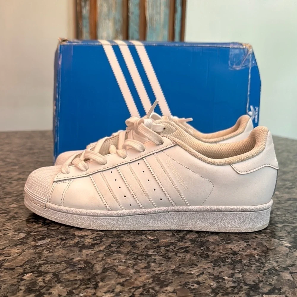Adidas superstar foundation Classic White Leather Sneakers 6.5Y